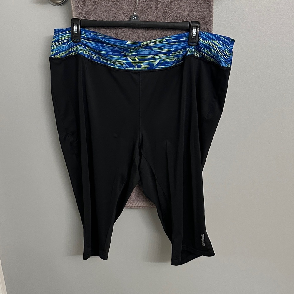 Reebok Women's Black Leggings with Blue Patterned Waistband